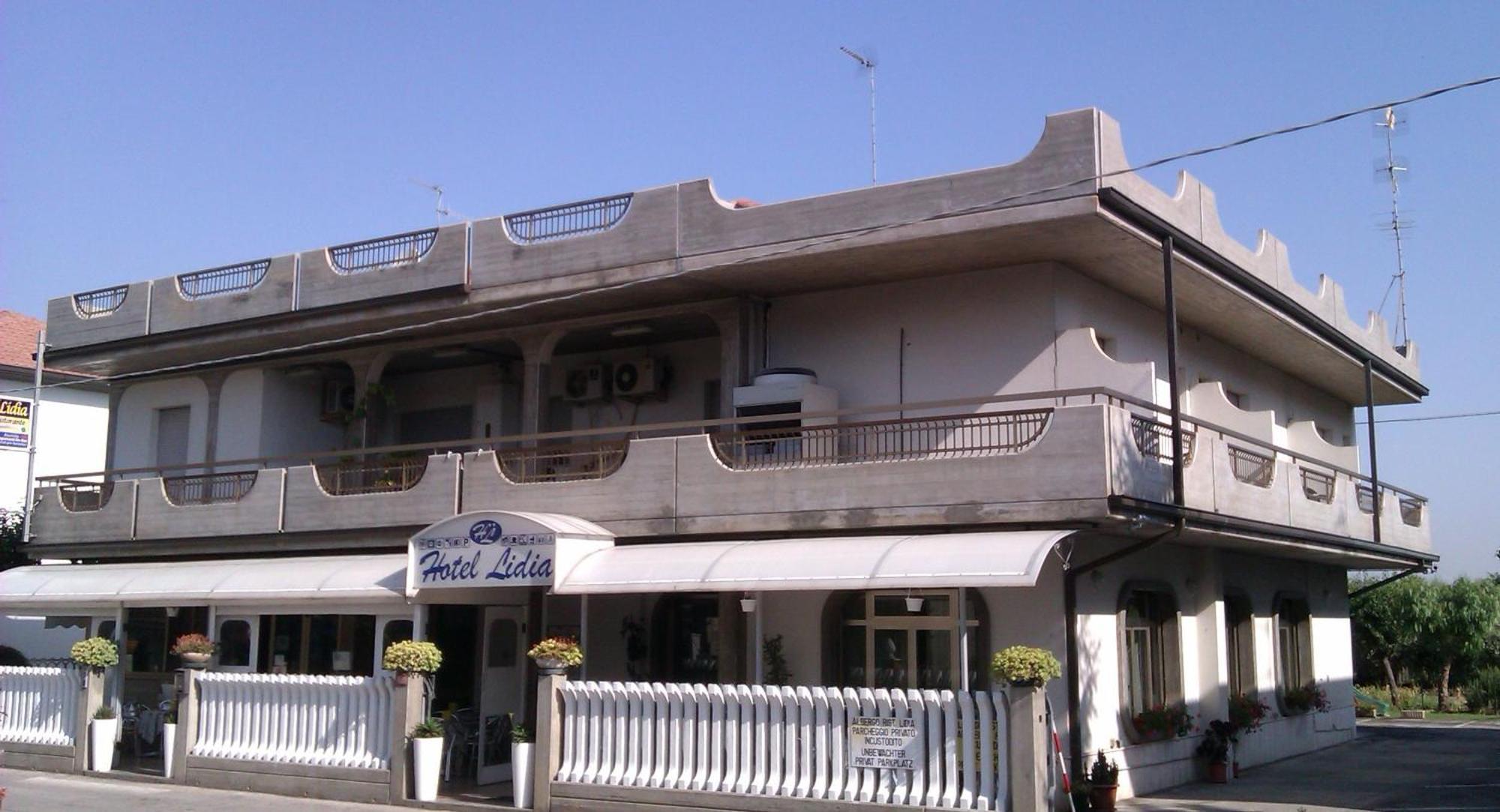 אלבה אדריאטיקה Hotel Lidia מראה חיצוני תמונה