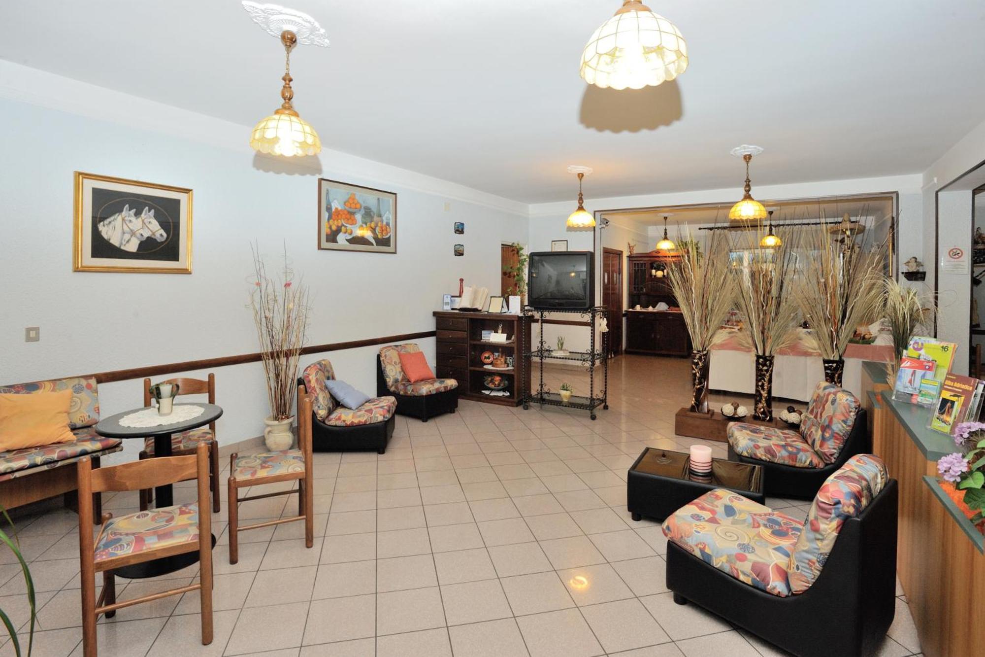 אלבה אדריאטיקה Hotel Lidia מראה חיצוני תמונה