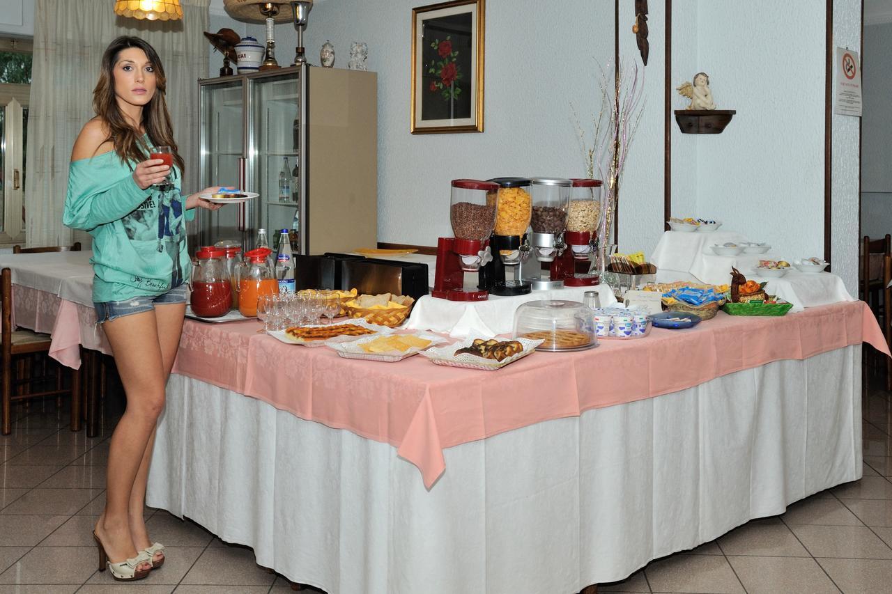 אלבה אדריאטיקה Hotel Lidia מראה חיצוני תמונה