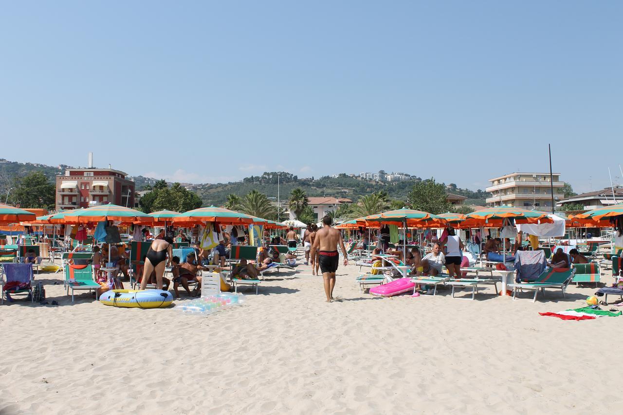 אלבה אדריאטיקה Hotel Lidia מראה חיצוני תמונה